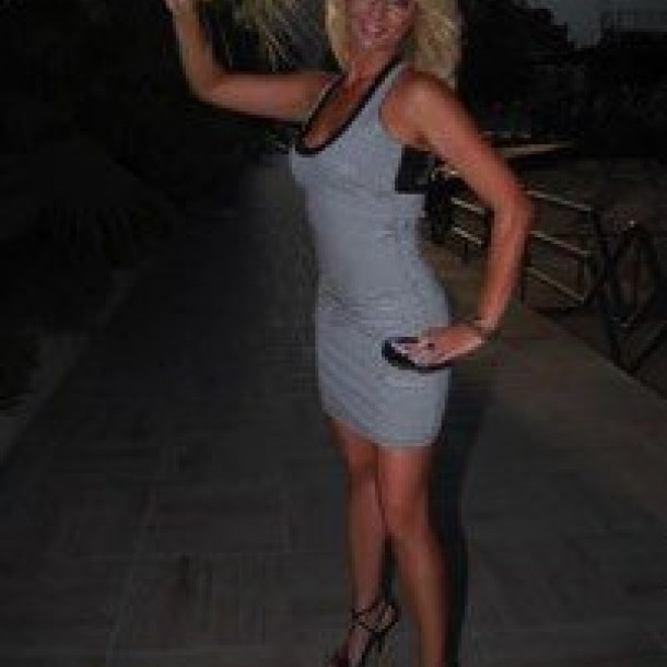 Belle femme recherche un vieux pour baiser Soulac-sur-Mer